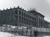 Речной вокзал в Красноярске в период строительства.