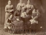 Групповое фото семьи Якова Михайловича Мамонтова