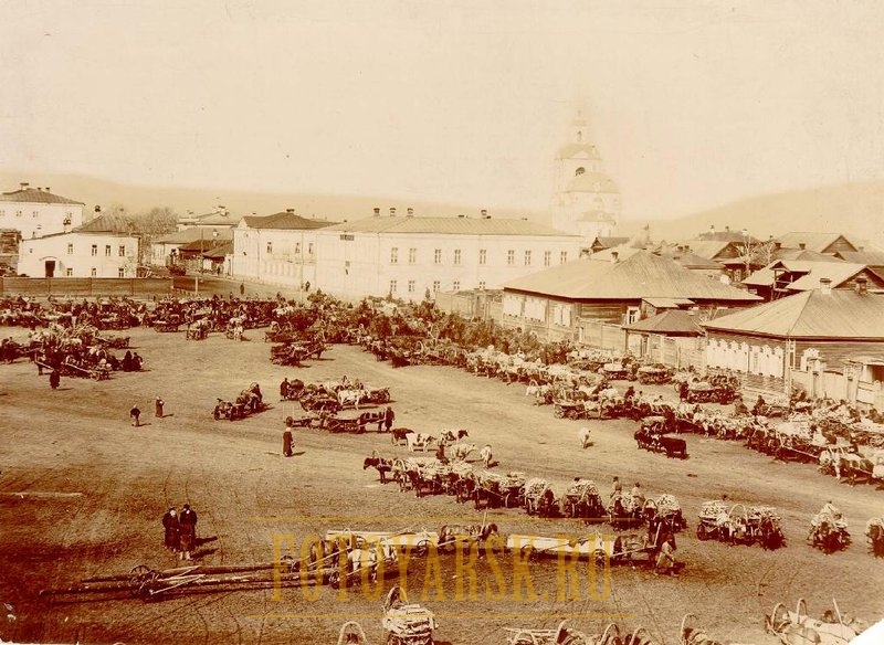 Старобазарная площадь в конце XIX века