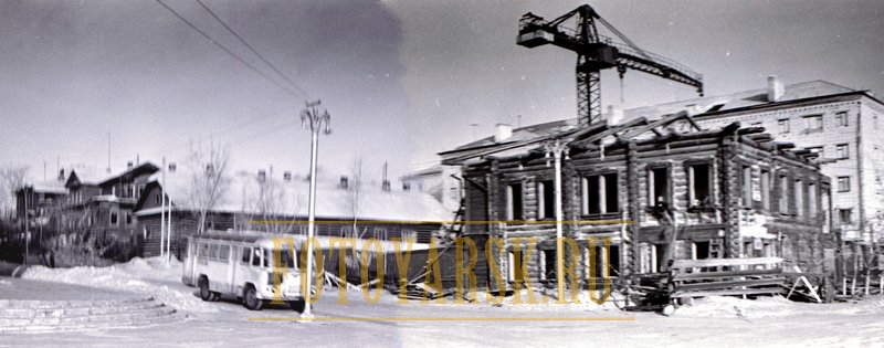 Перекресток улиц Сурикова и Дубровинского в 1966 году