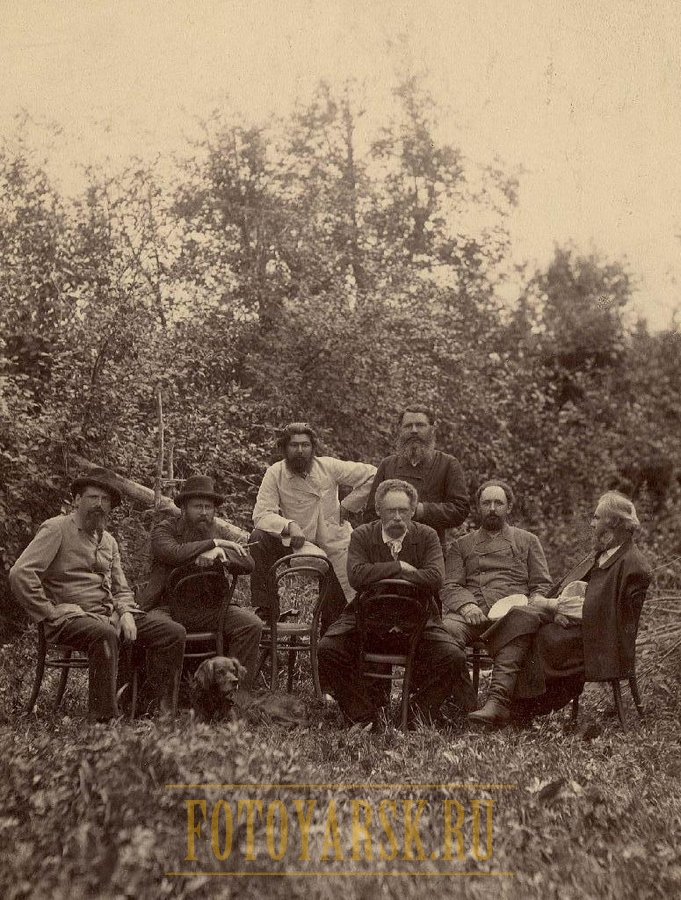 Группа красноярцев на охоте в Минусинском округе на р. Енисее.