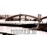 Фотография - монтаж полусводов Коммунального моста